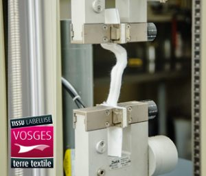 Test de résistance dynamométrique des tricos labellisés Vosges terre textile