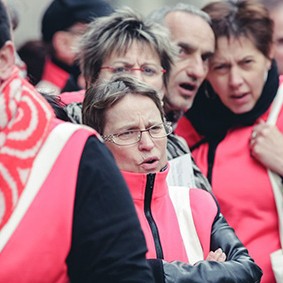 Operation-flashmob-Paris-filiere-textile-vosgienne-37