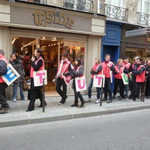 Operation-flashmob-Paris-filiere-textile-vosgienne-99