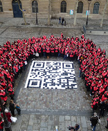 Operation-flashmob-Paris-filiere-textile-vosgienne