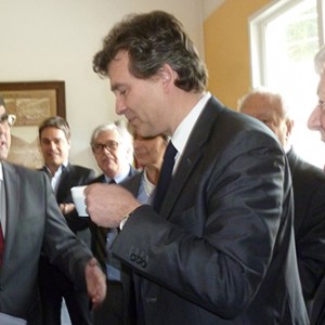 arnaud-montebourg-felicite-linitiative-vosges-terre-textile-fevrier-2014-03