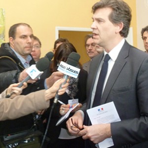 arnaud-montebourg-felicite-linitiative-vosges-terre-textile-fevrier-2014-06