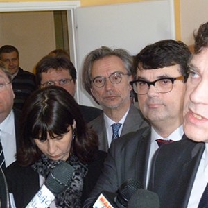 arnaud-montebourg-felicite-linitiative-vosges-terre-textile-fevrier-2014-13